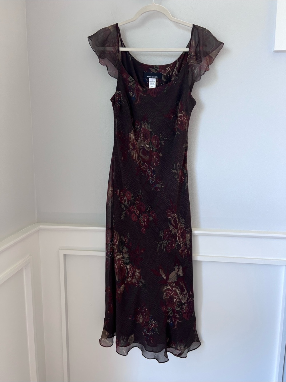 Jones New York Brown Floral Maxi Dress with Burgundy Accents 100% silk